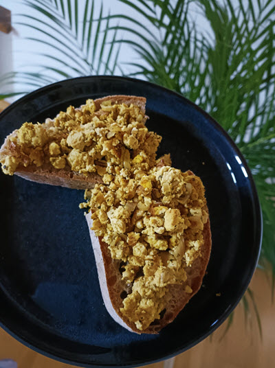 blog-ele-veganuary-04-veganes-ruehrei.jpg