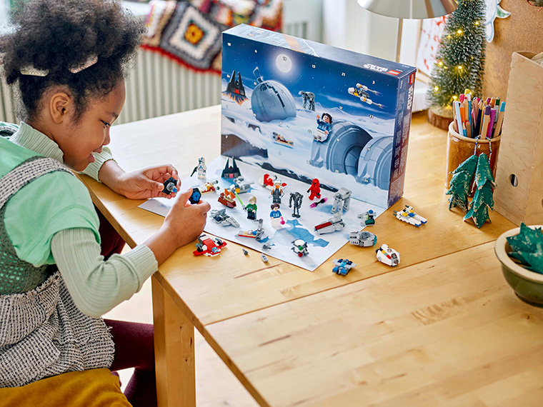 pillar_spielen_weihnachten_adventskalender_gekaufter_kalender.jpg