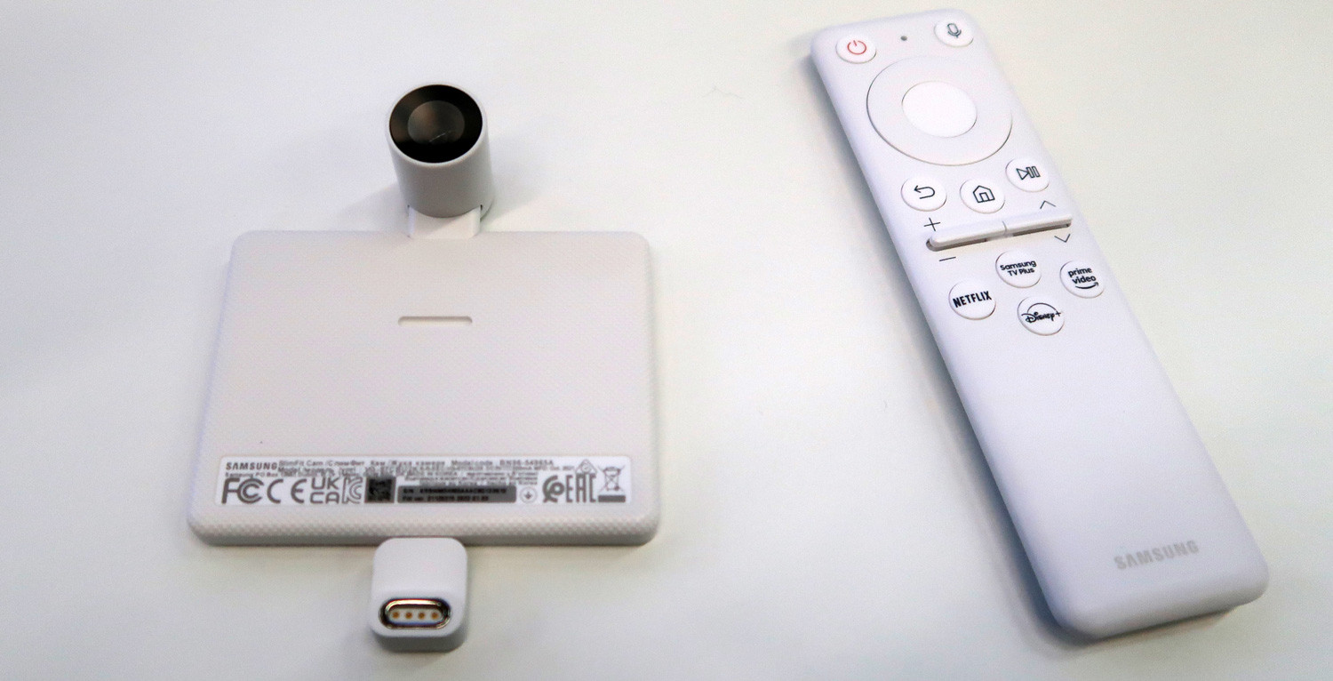 Smart_Monitor_M8_Cam.jpg