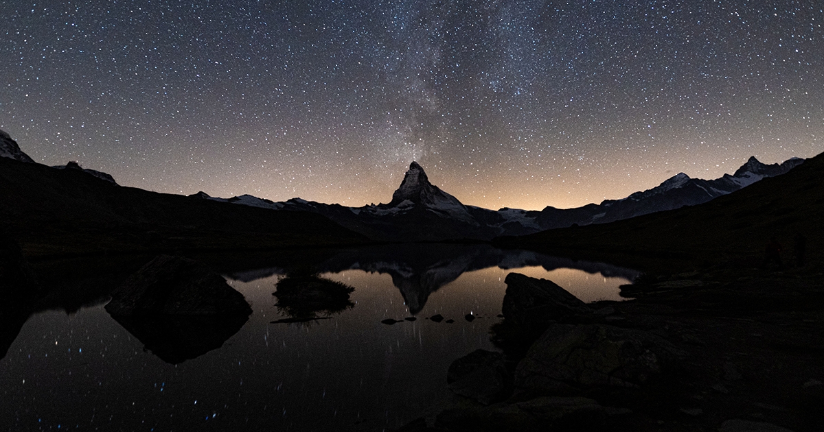 blog-ado-backpacking-matterhorn-bei-nacht.jpg