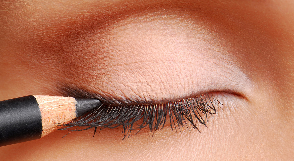 Eyeliner_Artikelbild5.jpg