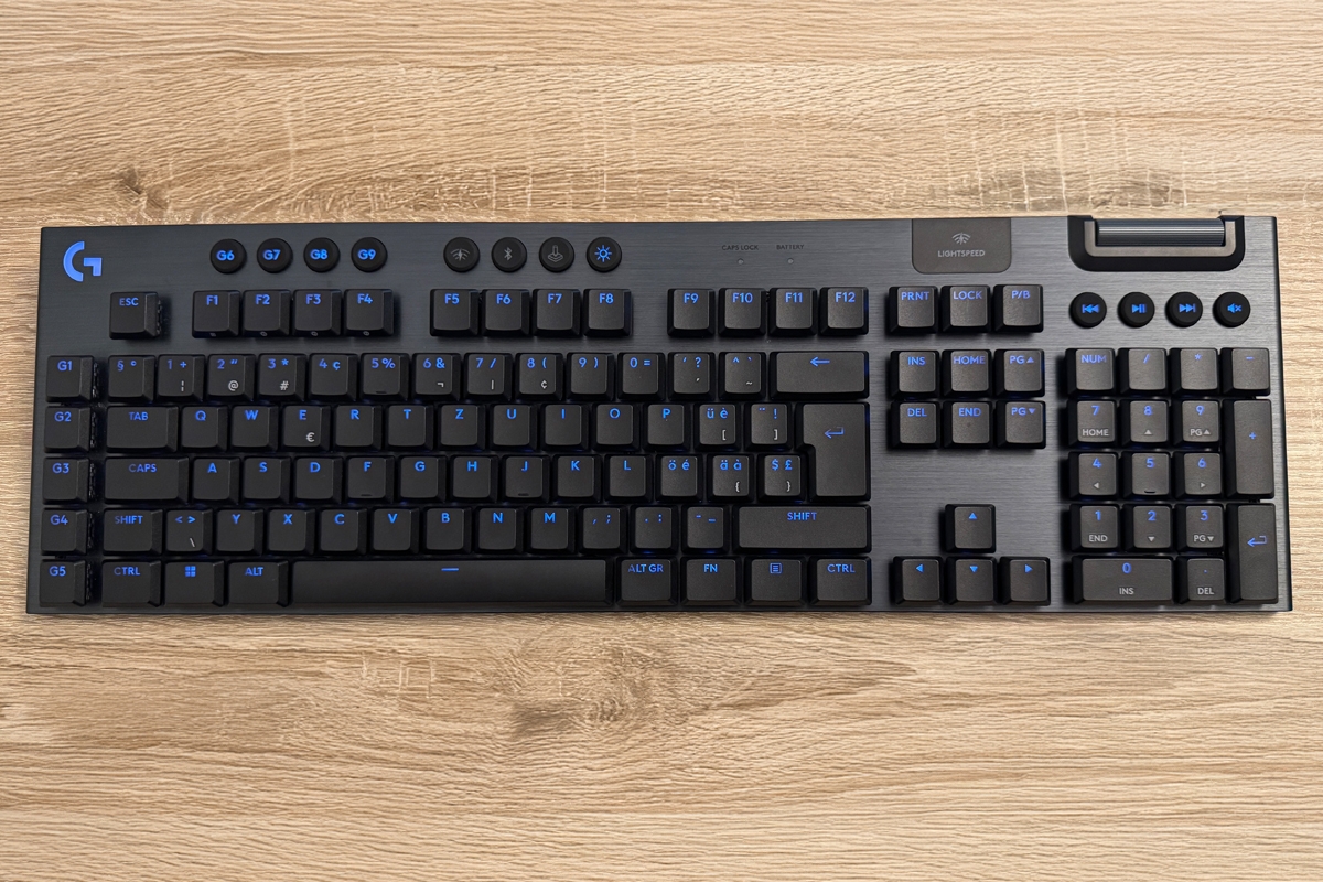 blog_logitech_maus_tastatur_tastatur_up.jpg