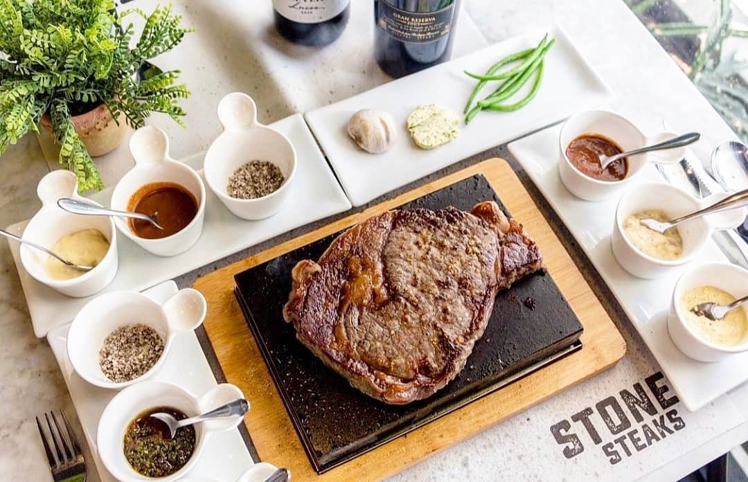 Stoned_Steaks_02.jpg