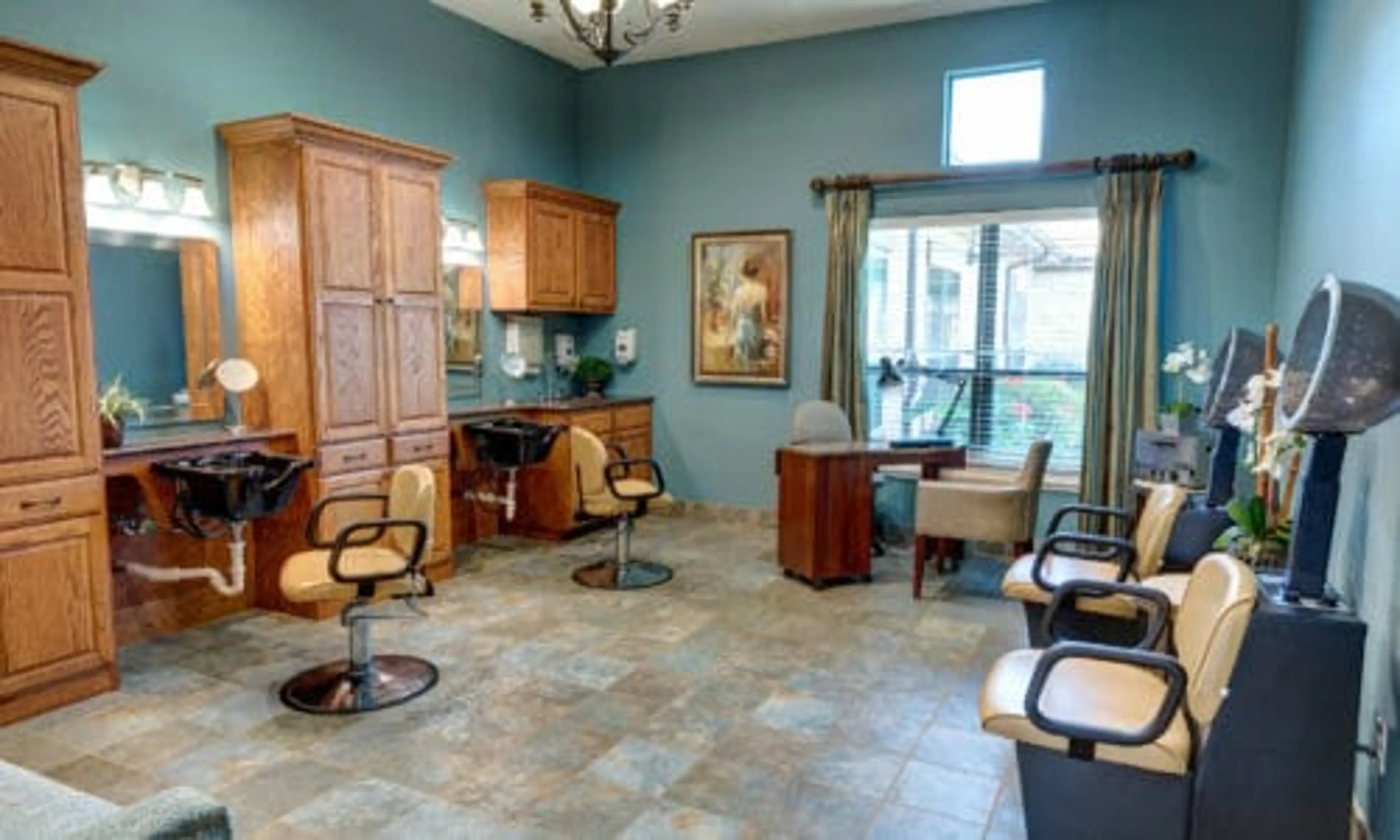 The Auberge at Bee Cave Salon