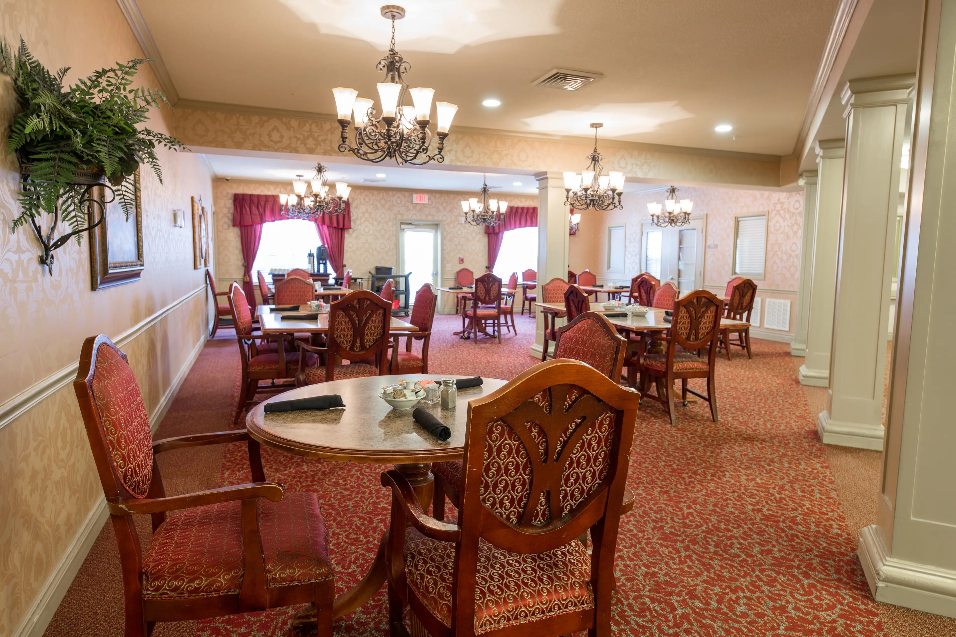 Crescent Landing at Hattiesburg Dining Area