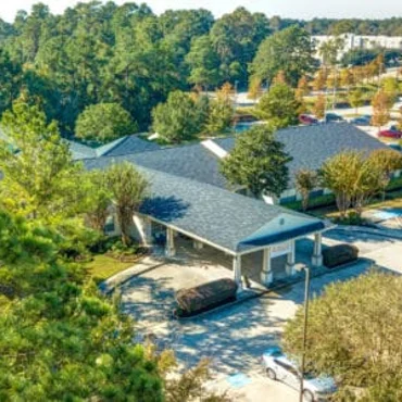 Auberge at Kingwood Entrance