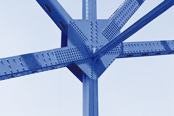 «  »
