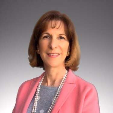 Lou Anne Reynolds