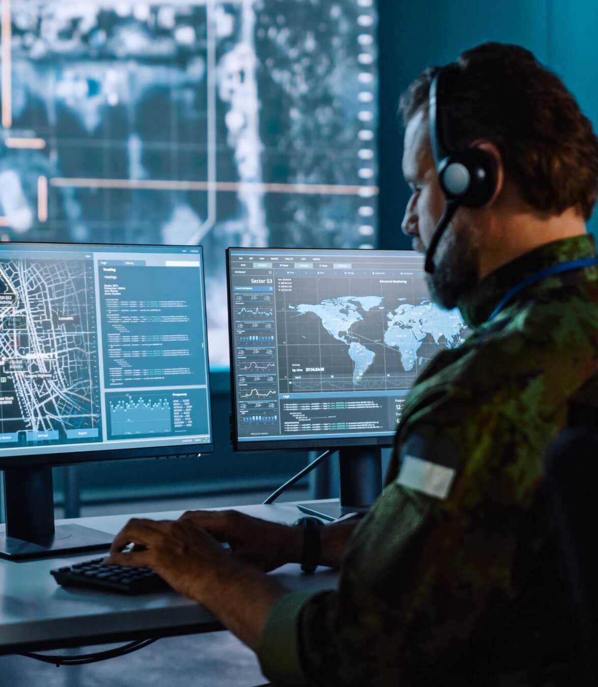 ECS drives mission success with intelligent d : hero [pz-pzyg] - Image [q0-jf6p]