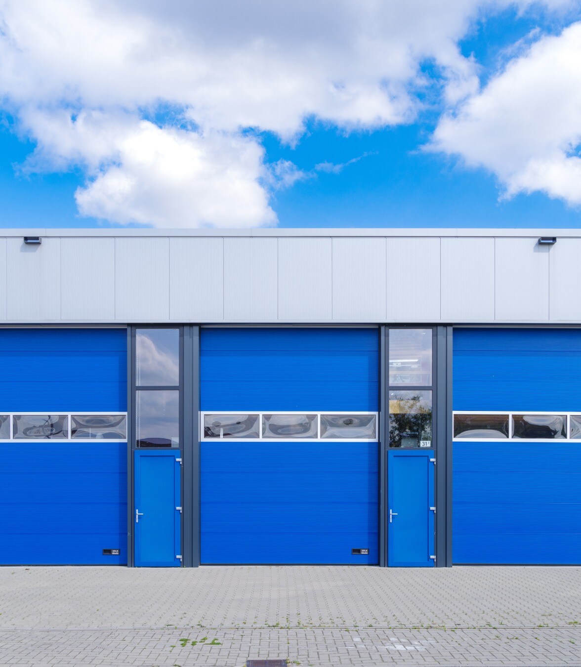 Operational Visibility Redefined with NetApp Data Infrastructure Insights : hero - Image