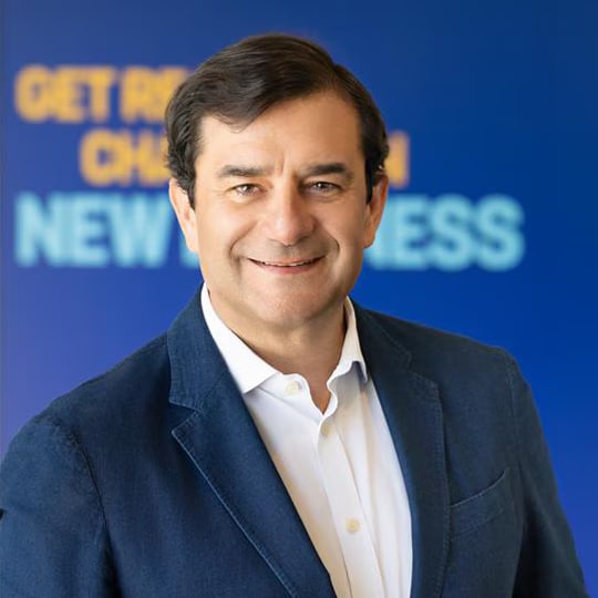 César Cernuda