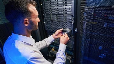 Elevate your resilience with storage expertise - Card 3 Image [l-ulrj]