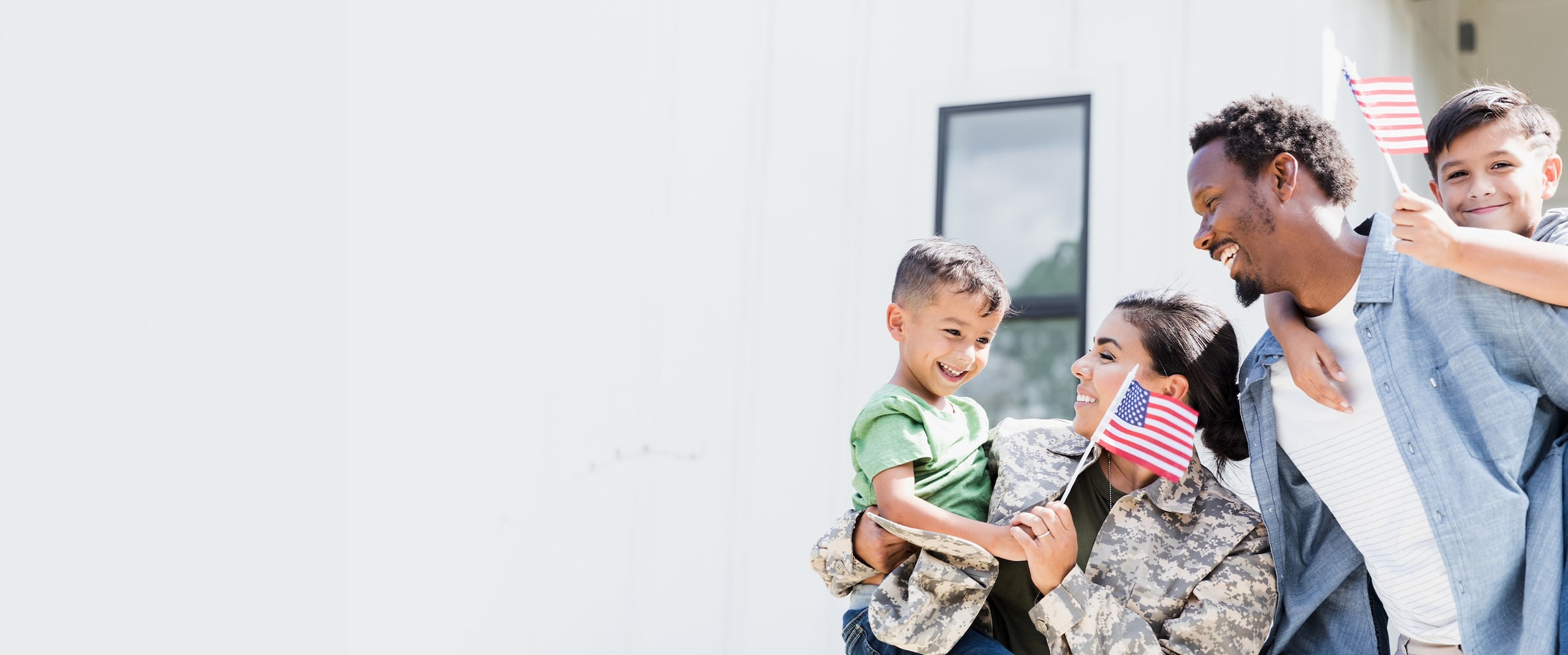 Military Spouses : hero [4u-zzz5] - Image [6z-q8fp]