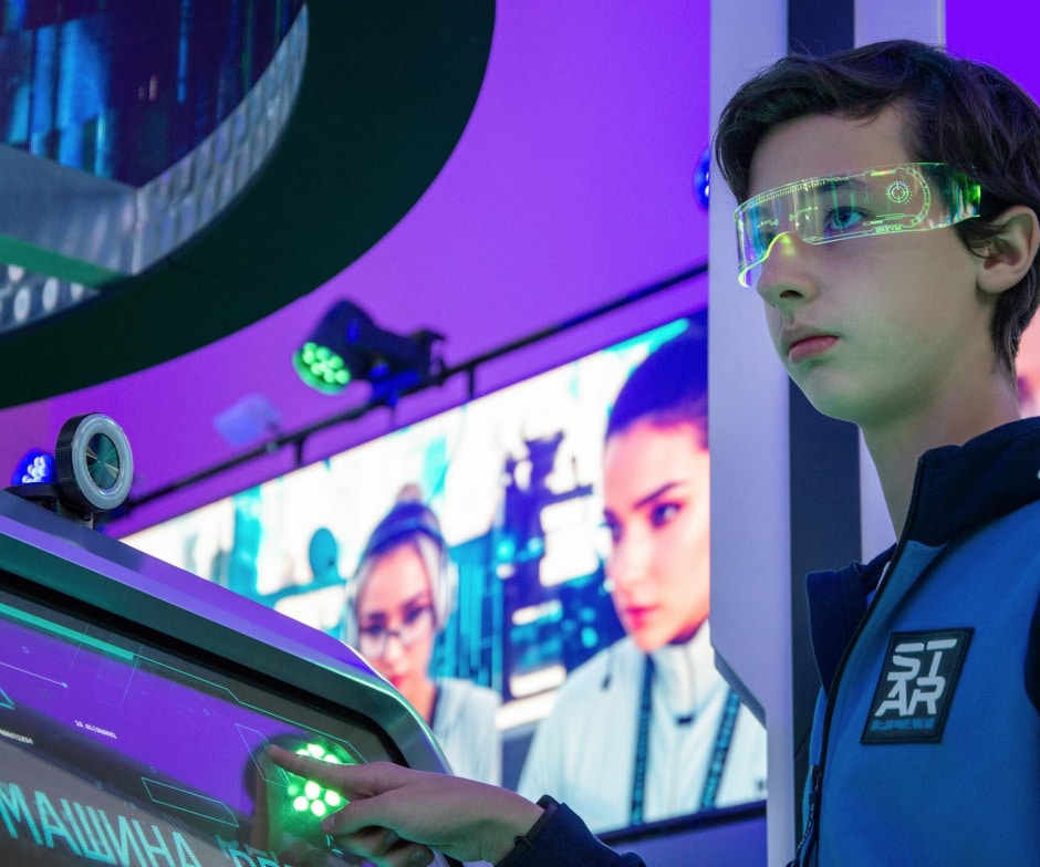 Pioneering the future of cyber defense: Resilience - Hero Image [2u-235l]