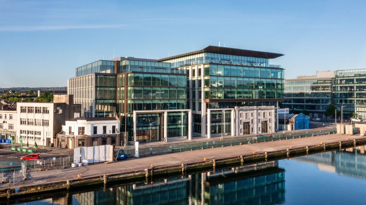 oficinas de netapp - Card 1 Image [1e3-ggtb]