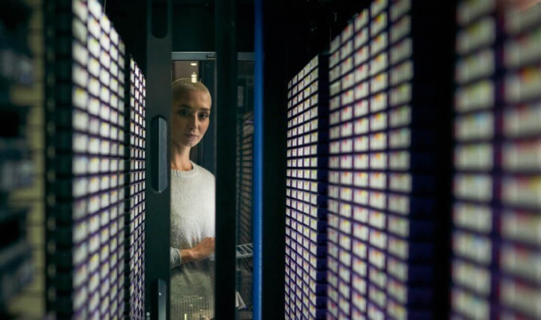 NetApp vs. Everpure : Section 2 : side_by_side [4-z5em] - Image [5-yaee]