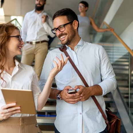 Los cursos de idiomas online grupales son la opción perfecta si querés desarrollar tus habilidades de conversación rápidamente