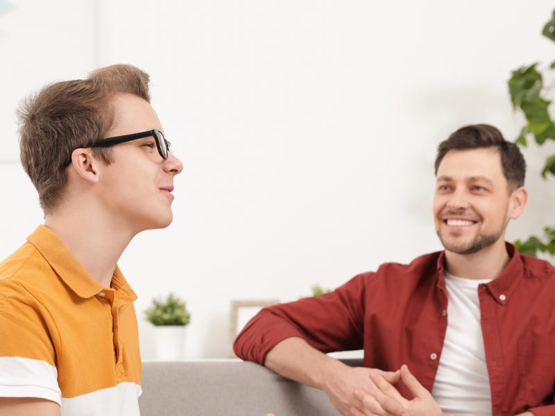 Cómo aprender un idioma usando los cinco sentidos: vive el idioma paso a paso.