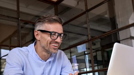 Podrás acceder a tu clase a través de nuestra plataforma con un solo clic.