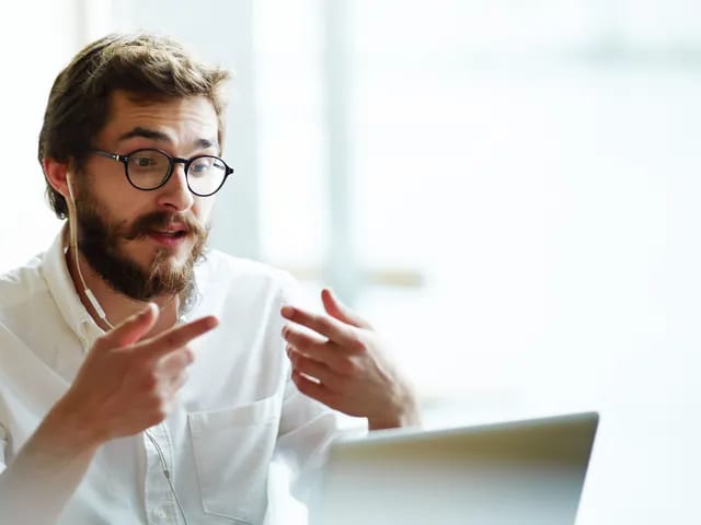 Profesor particular para clases de inglés online.