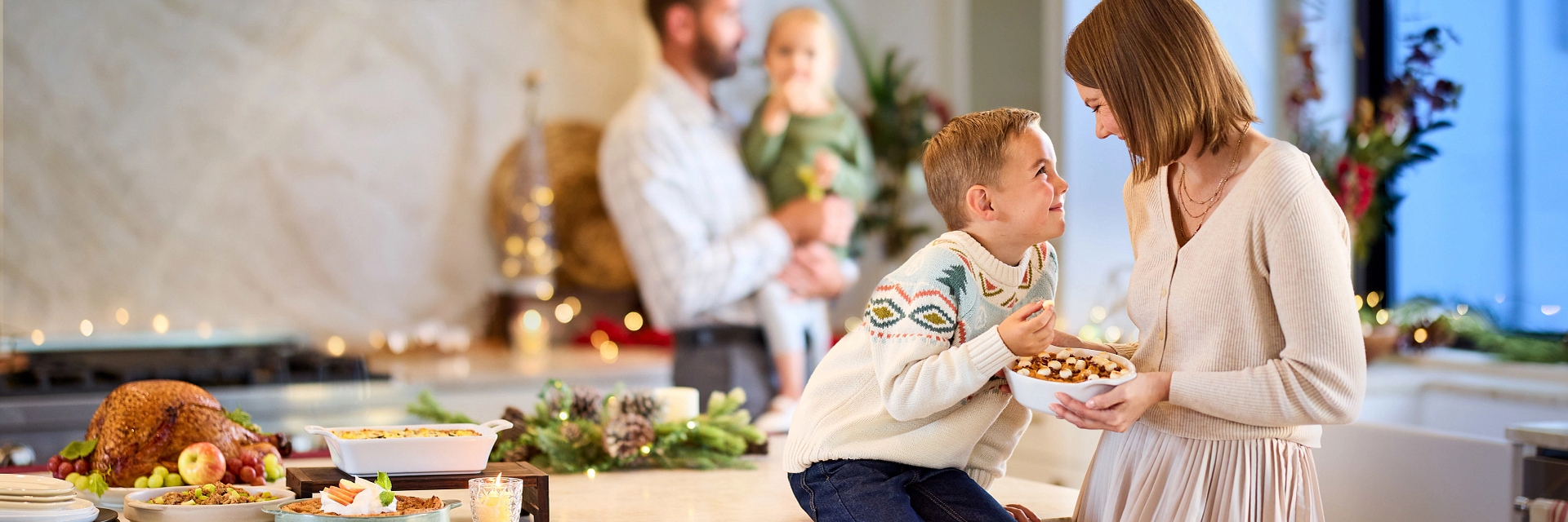 HolidayEntertainingHeroDesktop.jpg
