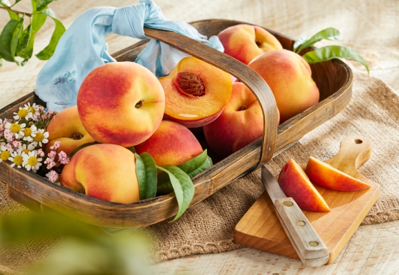 Shop Fresh Summer Peaches