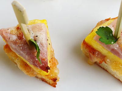 Savory White Cheddar, Egg and Ham Brunch Bites