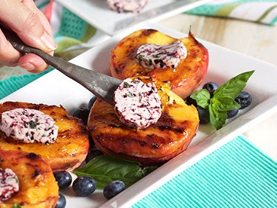 grilled blueberry peaches 4