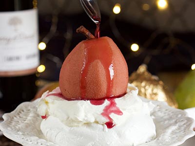 Mulled Wine Pear Pavlova