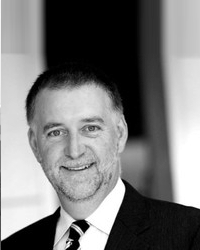 A monochrome image of Mr Ian Humphreys.