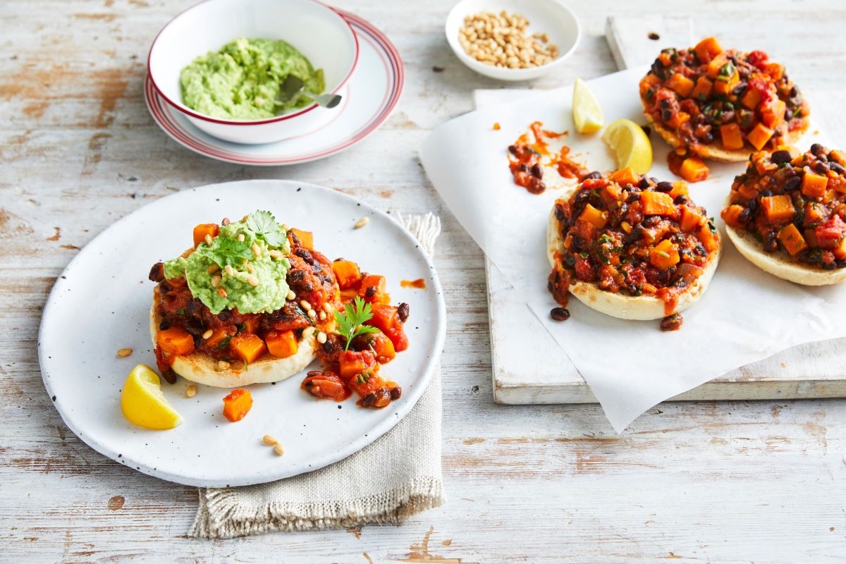 Beef and lentil bolognese - Sloppy joes