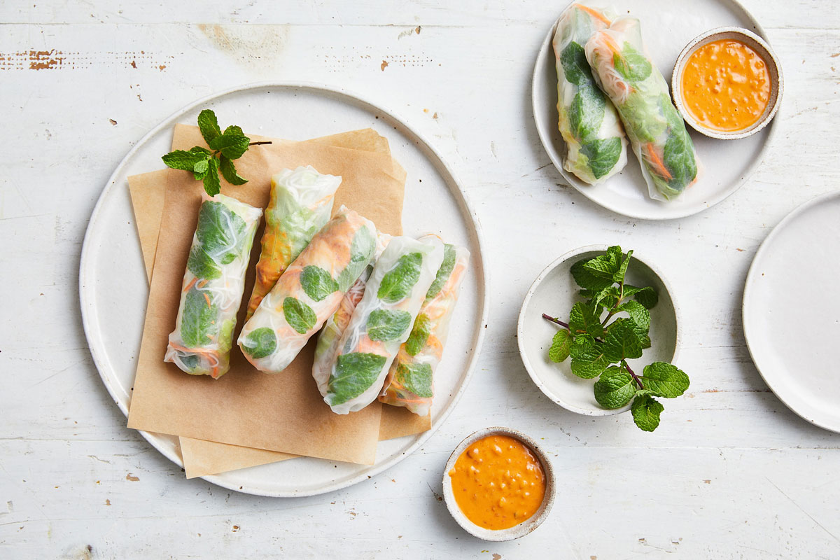 sesame-tofu-rice-paper-rolls-with-peanut-sauce