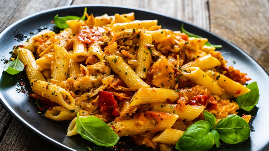 Chicken Ragut Batch cooking: Chicken ragout with veggies / Chicken ragout pasta ...