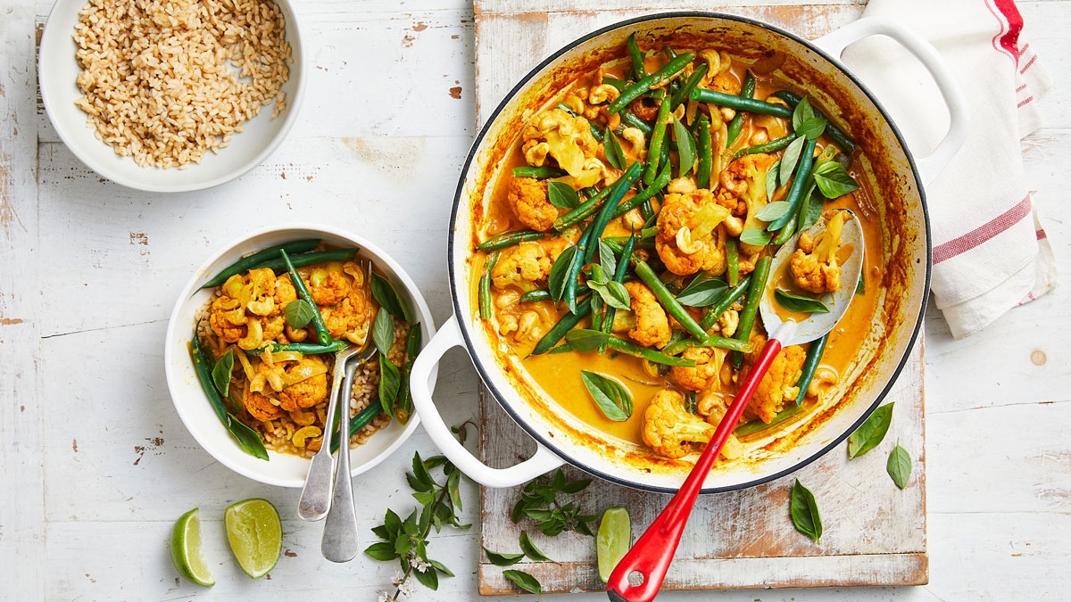 Cauliflower and cashew Korma