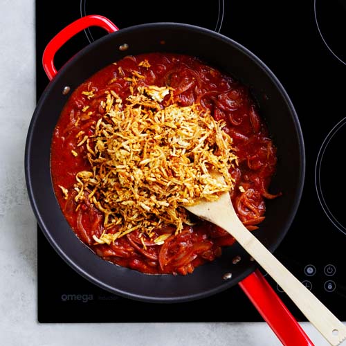 Cooking onion and sauce