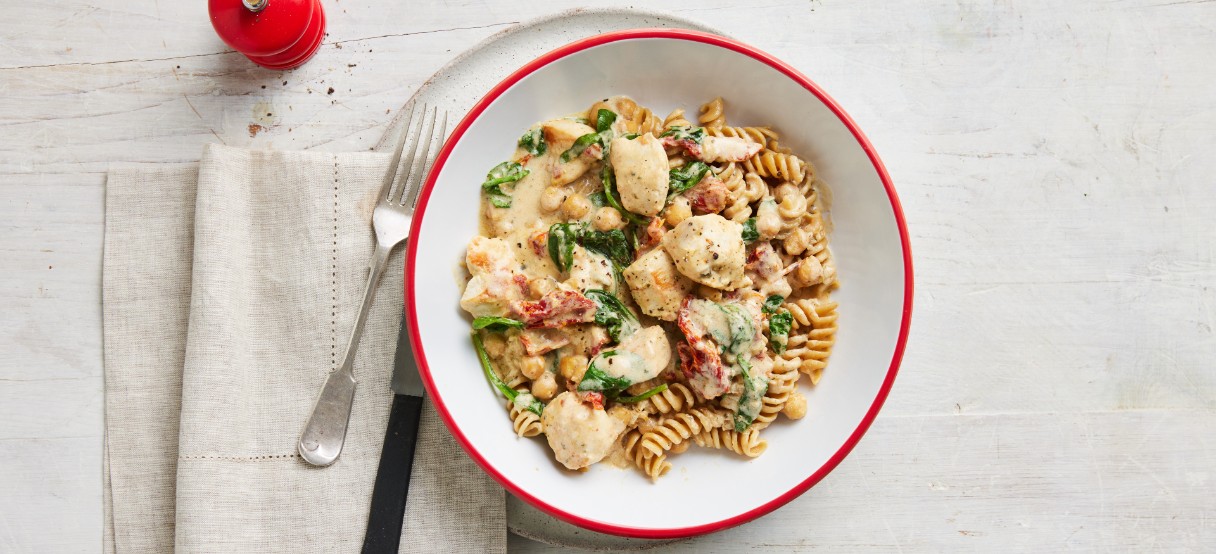 pesto-chicken-chickpea-pasta