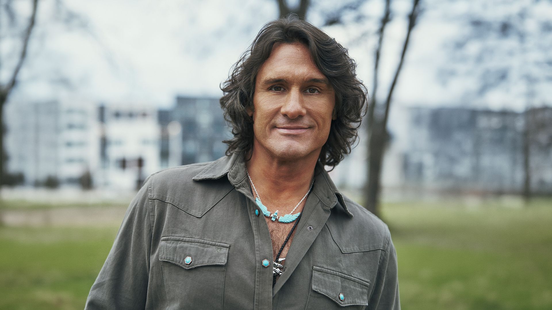 Portrait image of Joe Nichols