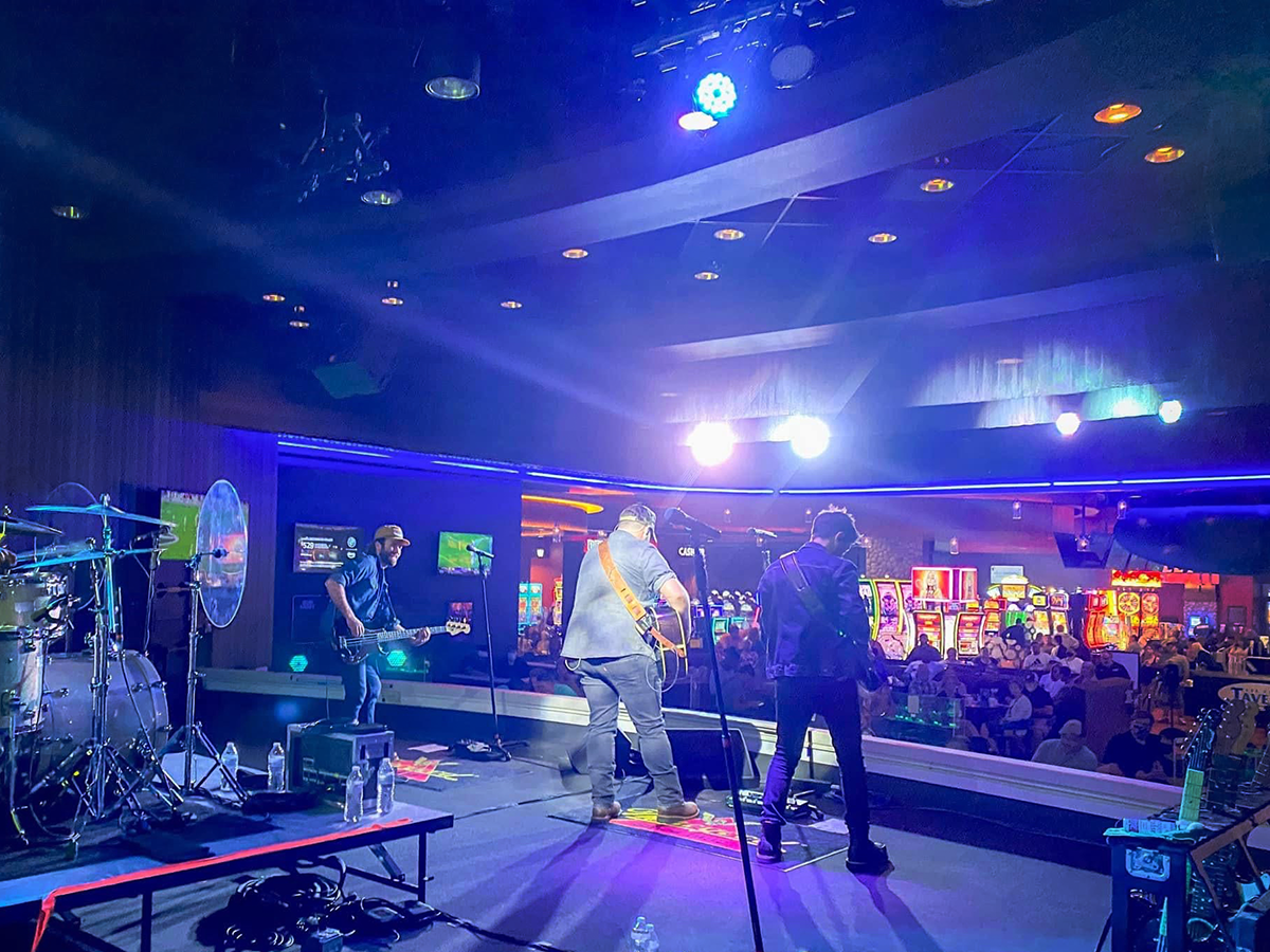 ROL Lee Creek Tavern Media Grid Image 1