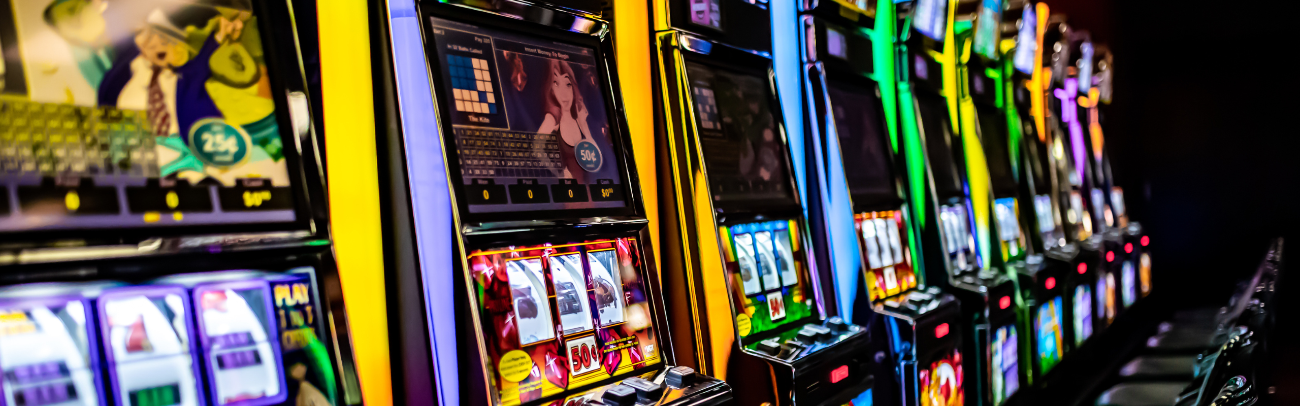 Greatest Hits Lounge Slot Bank