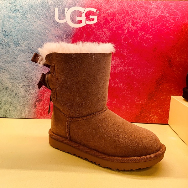 journeys kidz uggs