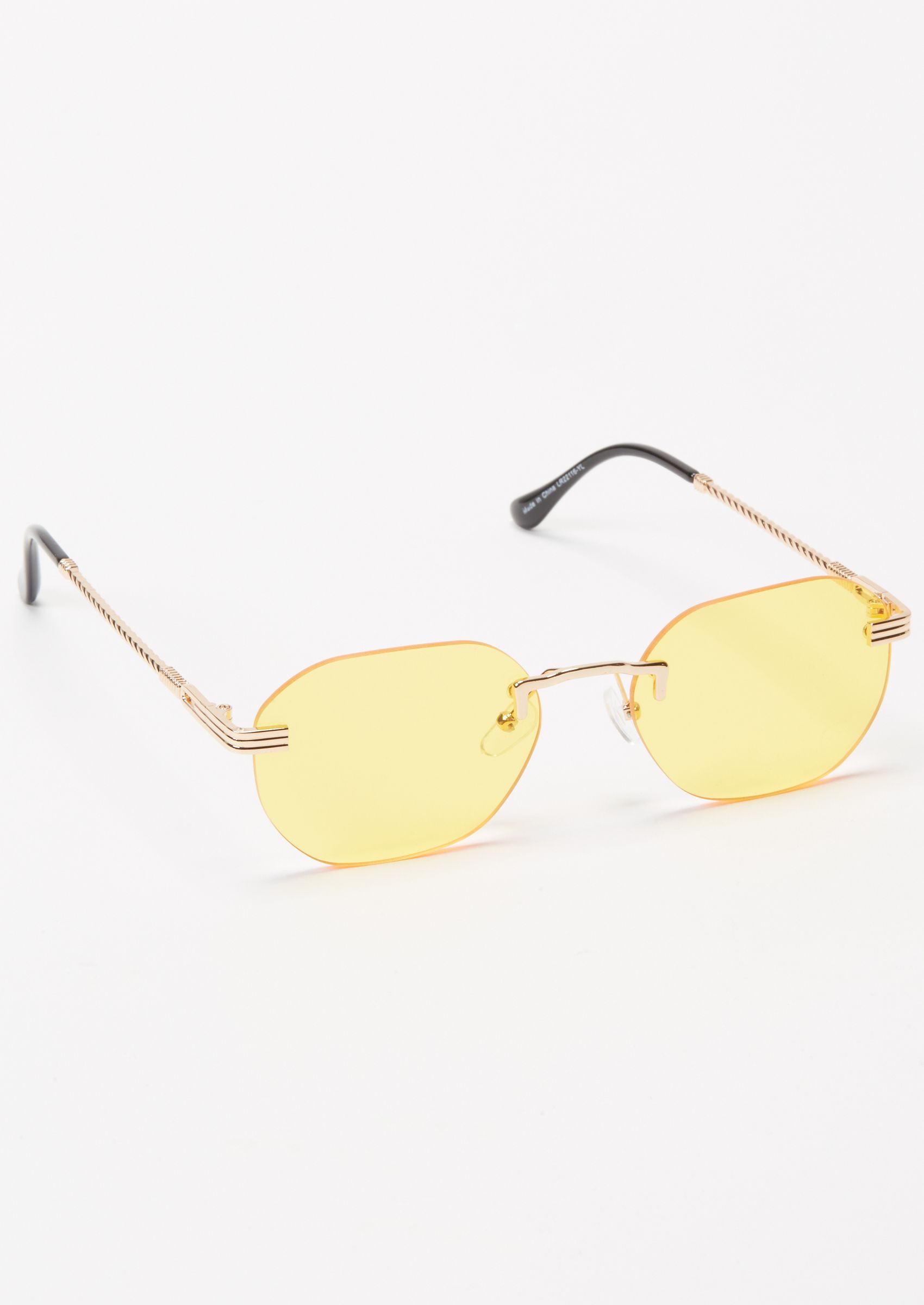 yellow lens aviator