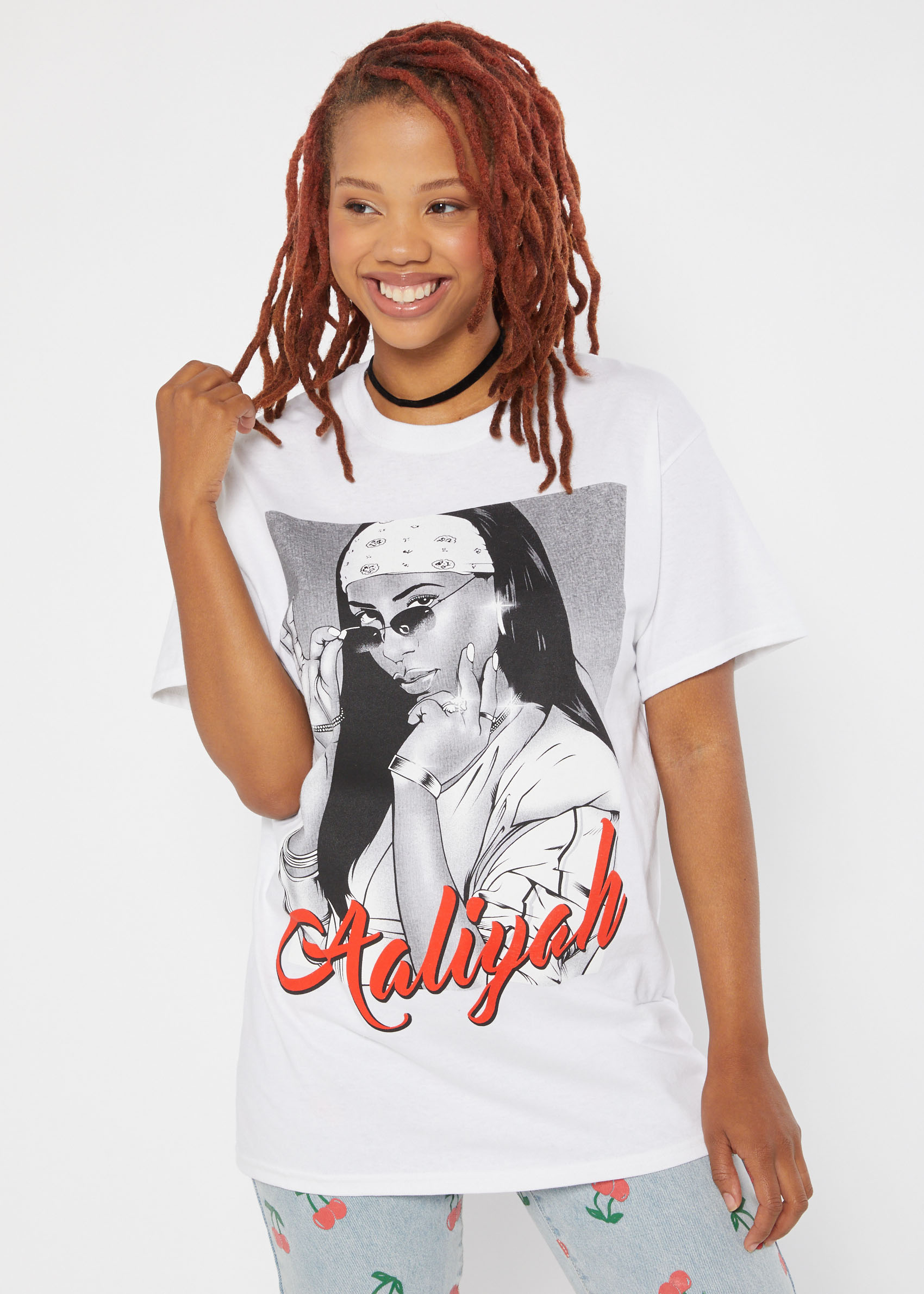 black aaliyah graphic tee