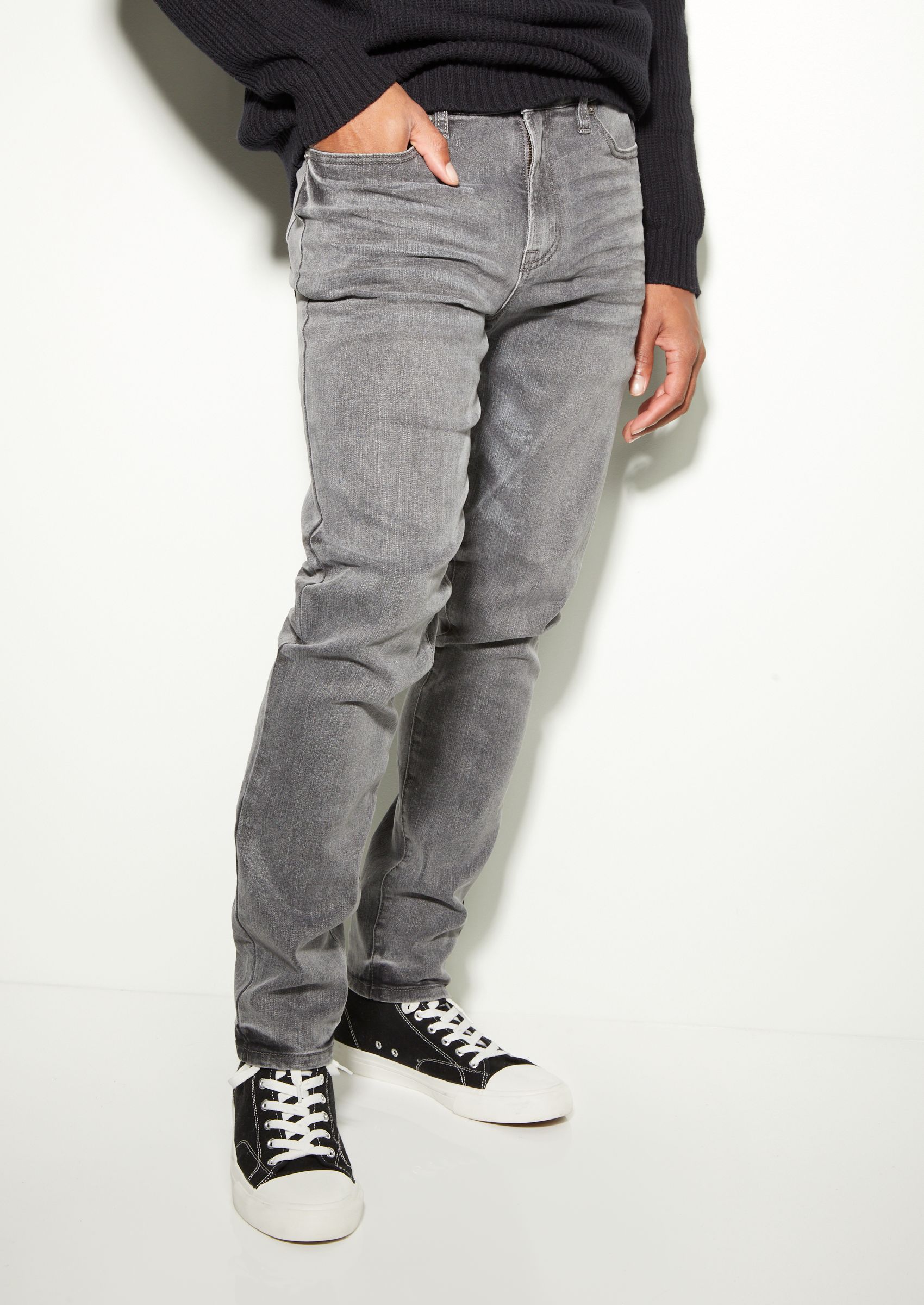 faded grey skinny jeans