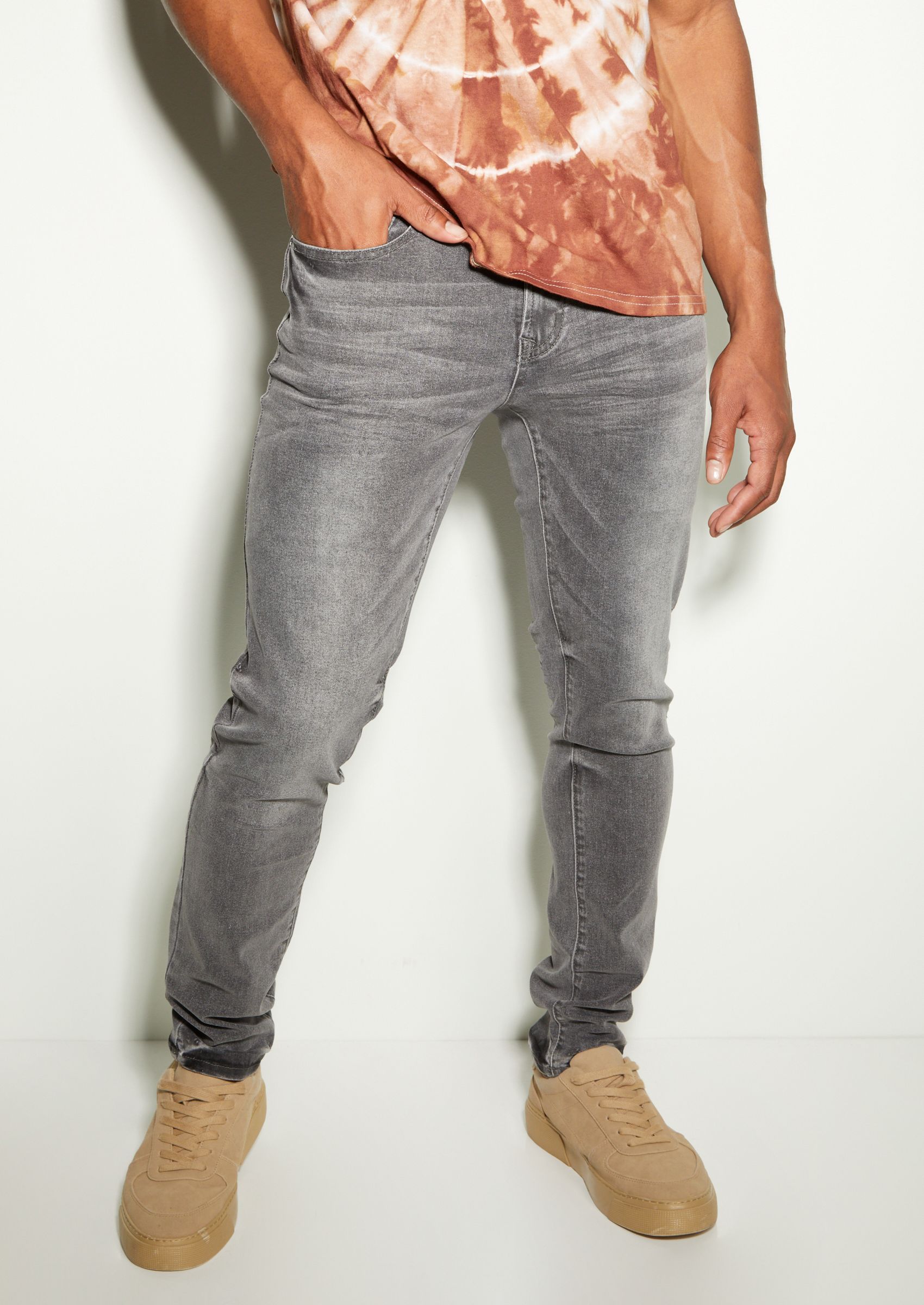 gray faded jeans