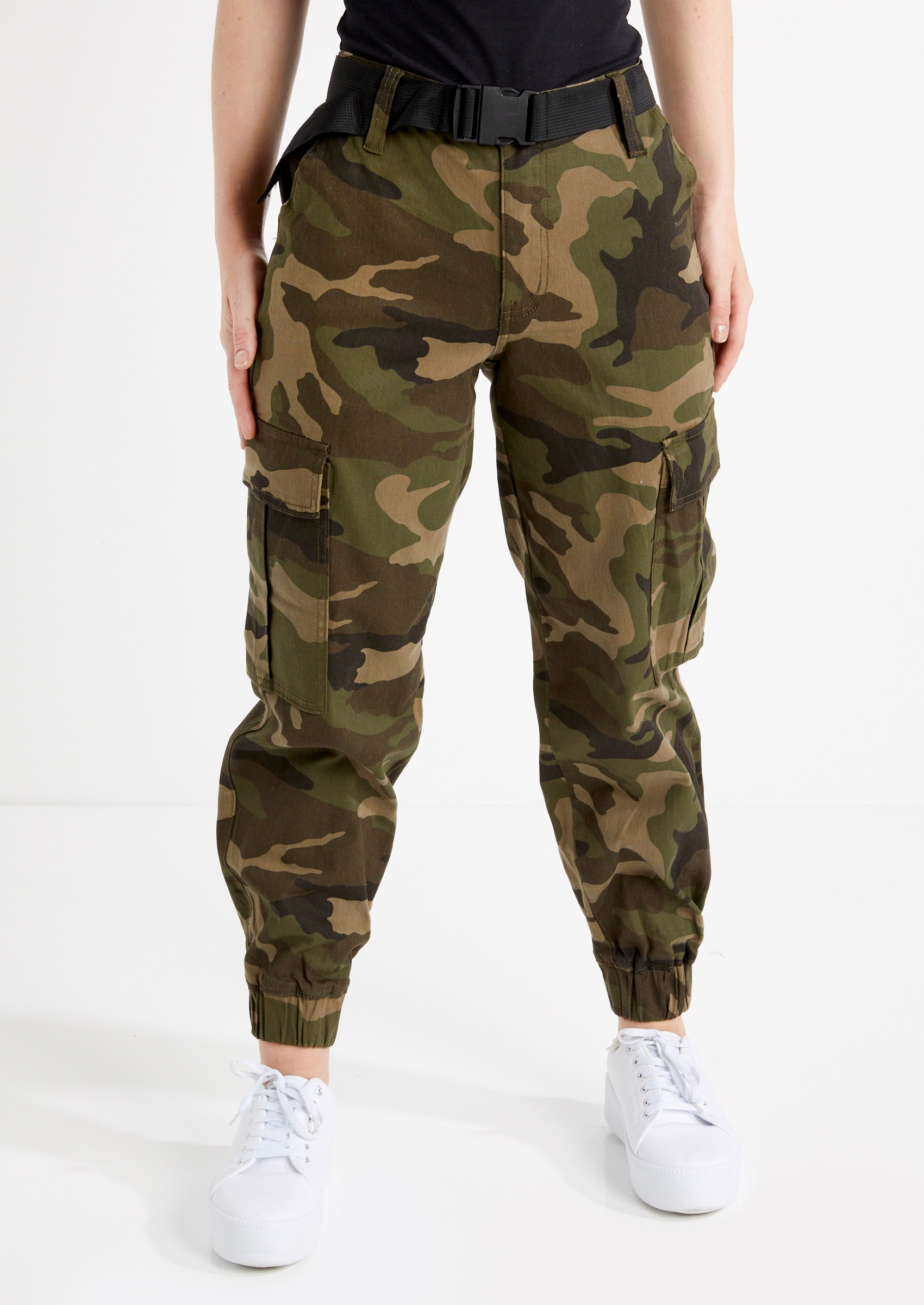 camo green pants