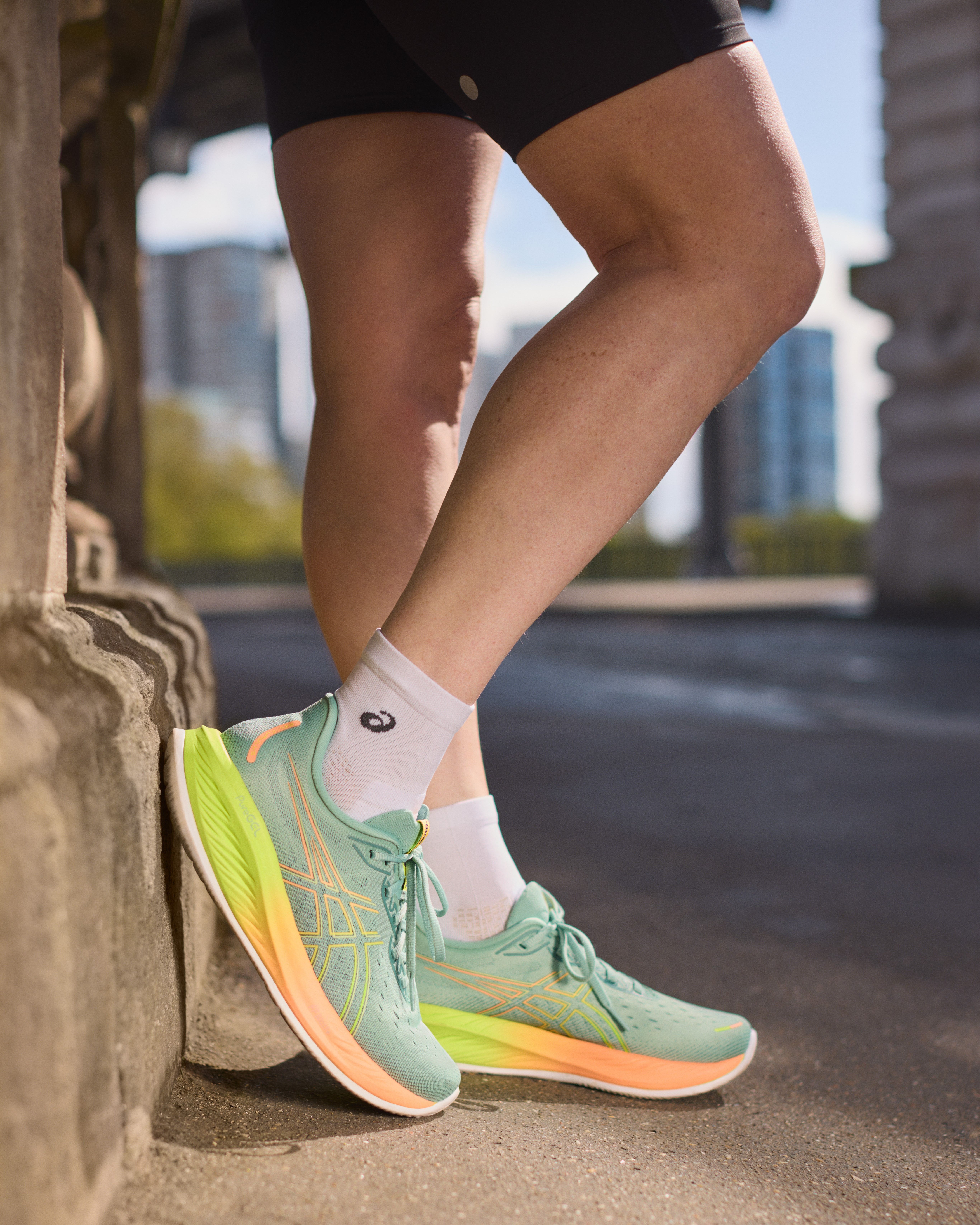 新品未使用】アシックス安全靴エメラルド×ホワイト 甘かっ 25.5cm 