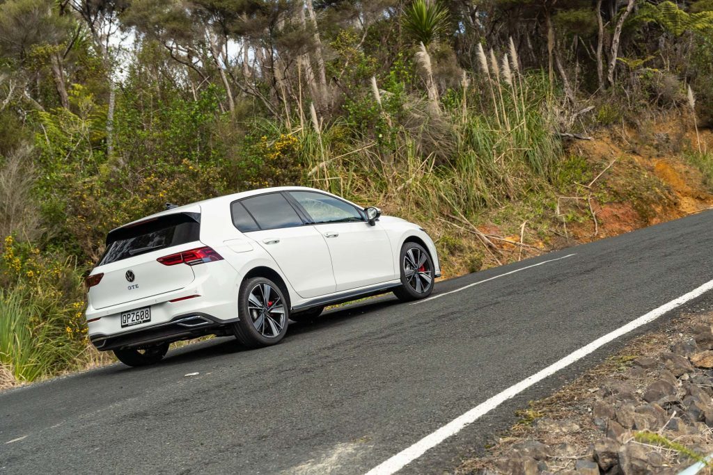 VW-Golf-GTE-rear-quarter-shot-while-cornering