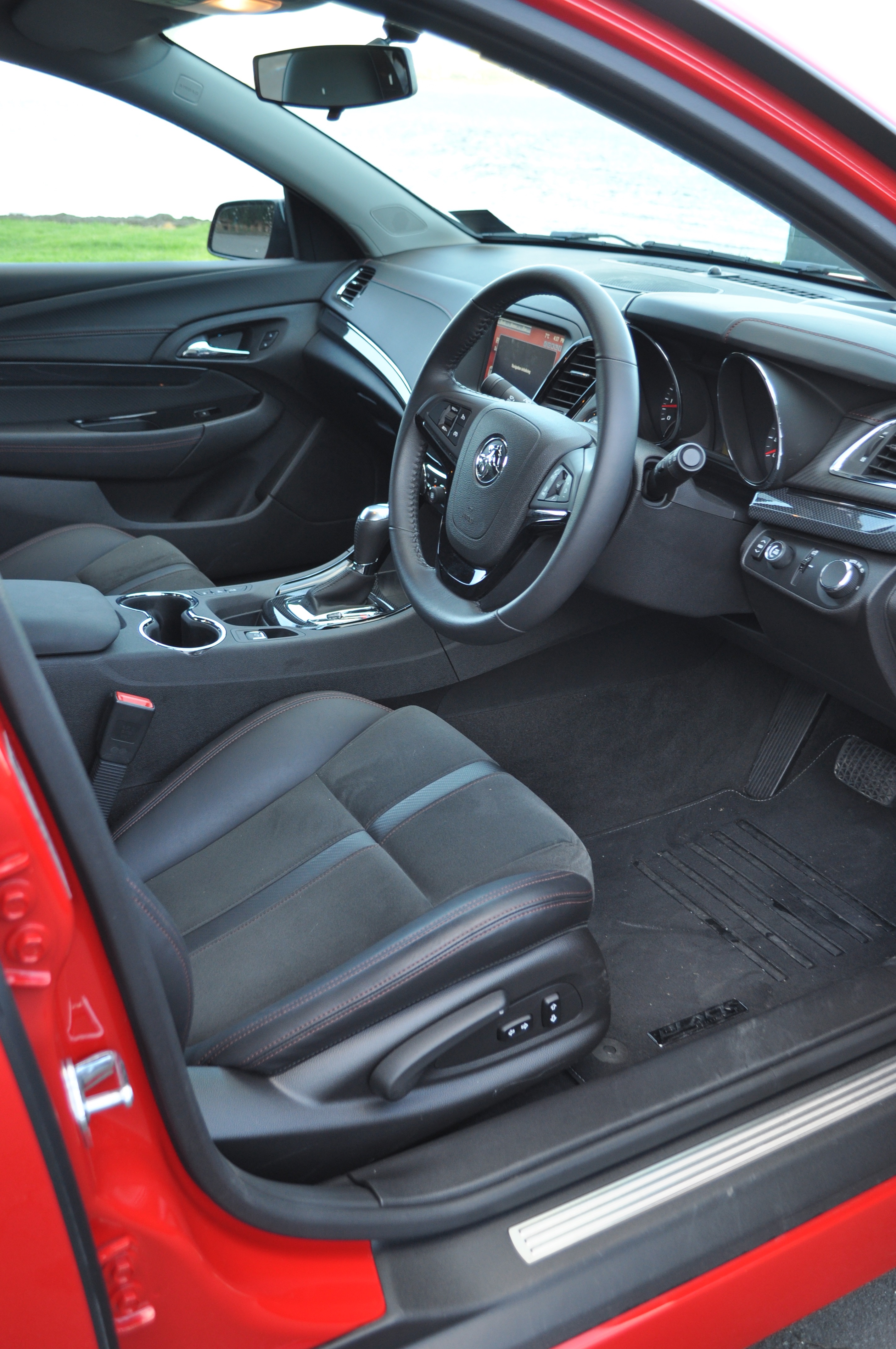 Holden Commodore SV6 Interior