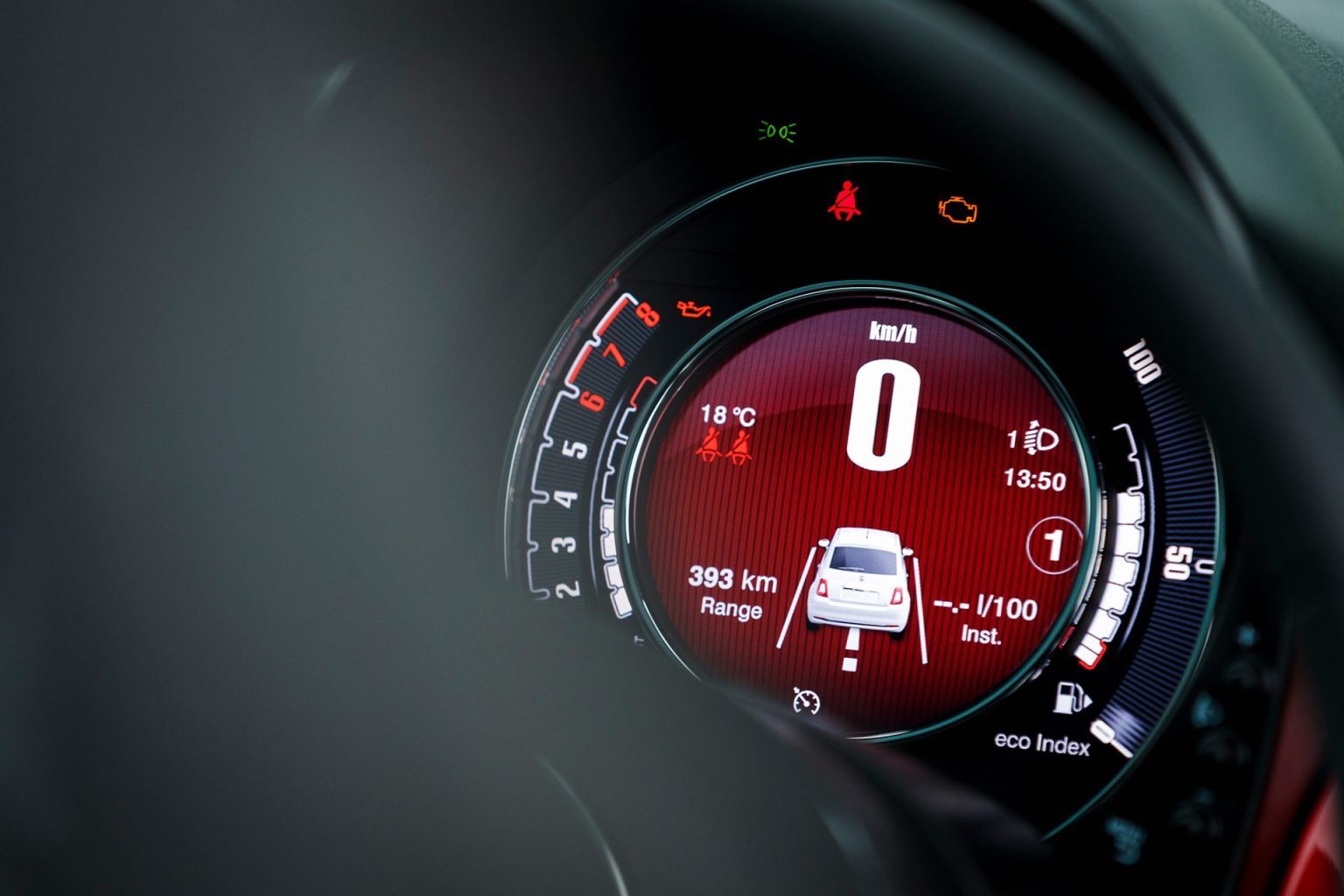 2022 Fiat 500 Dolcevita speedo