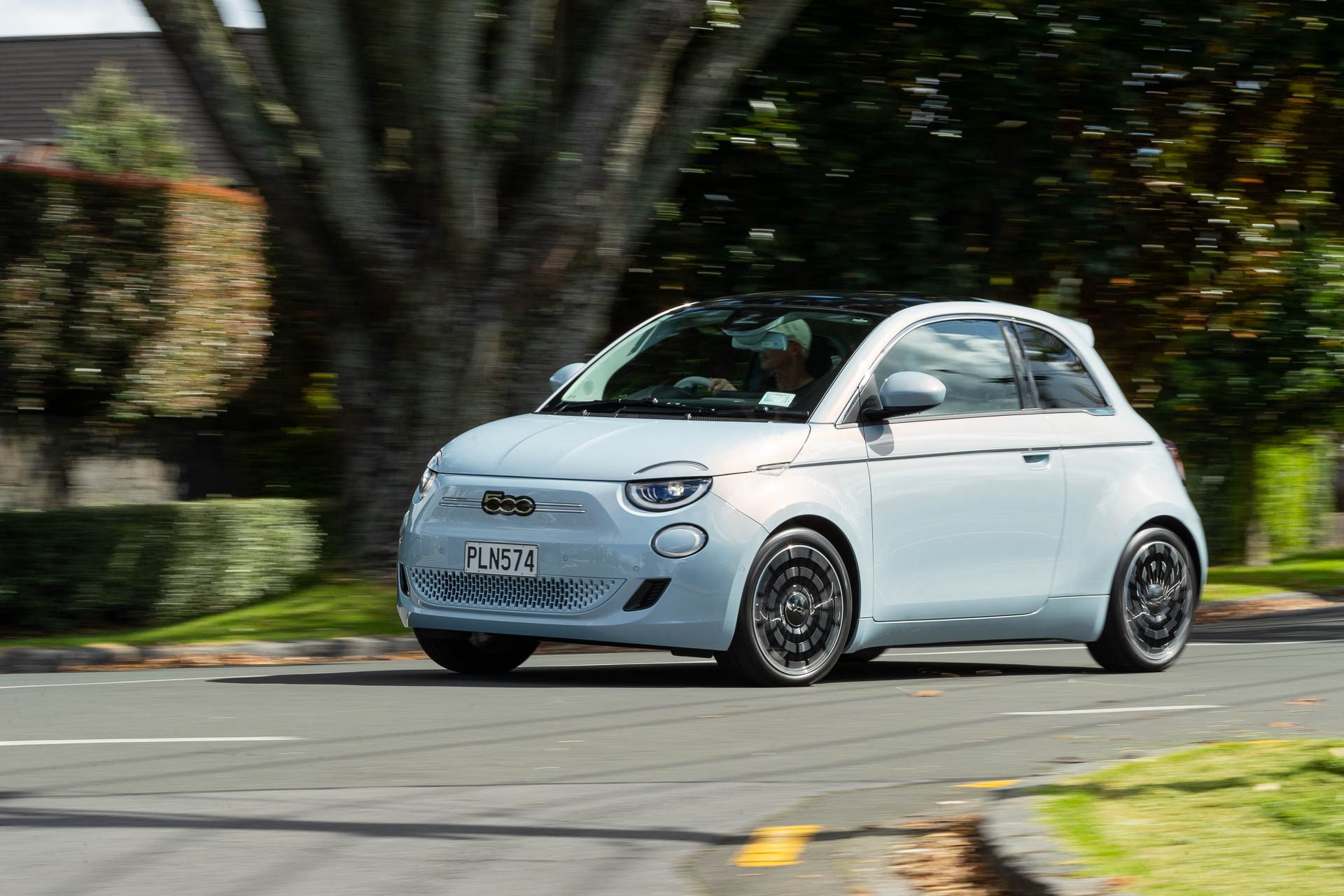 Fiat 500e Icon In Motion